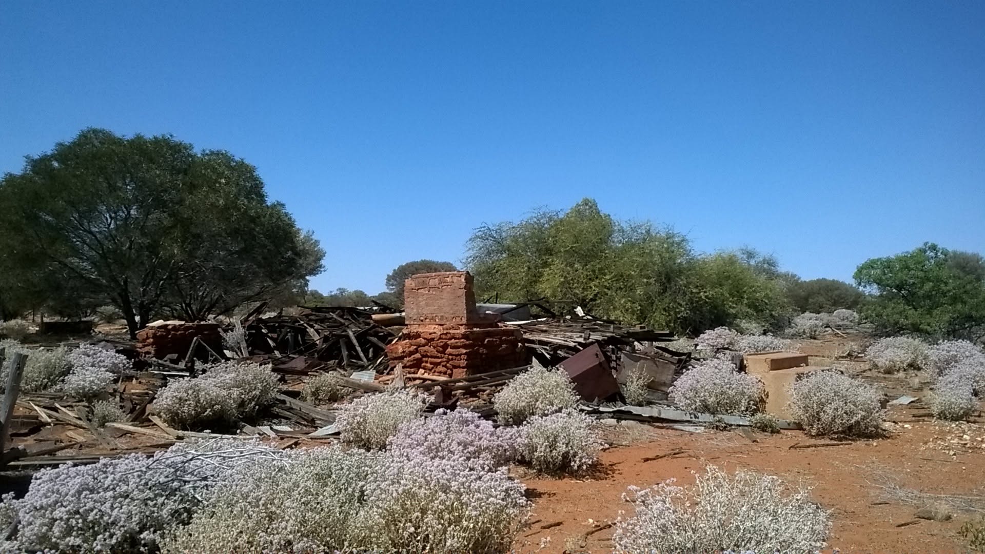 Cogla Homestead and Chimney